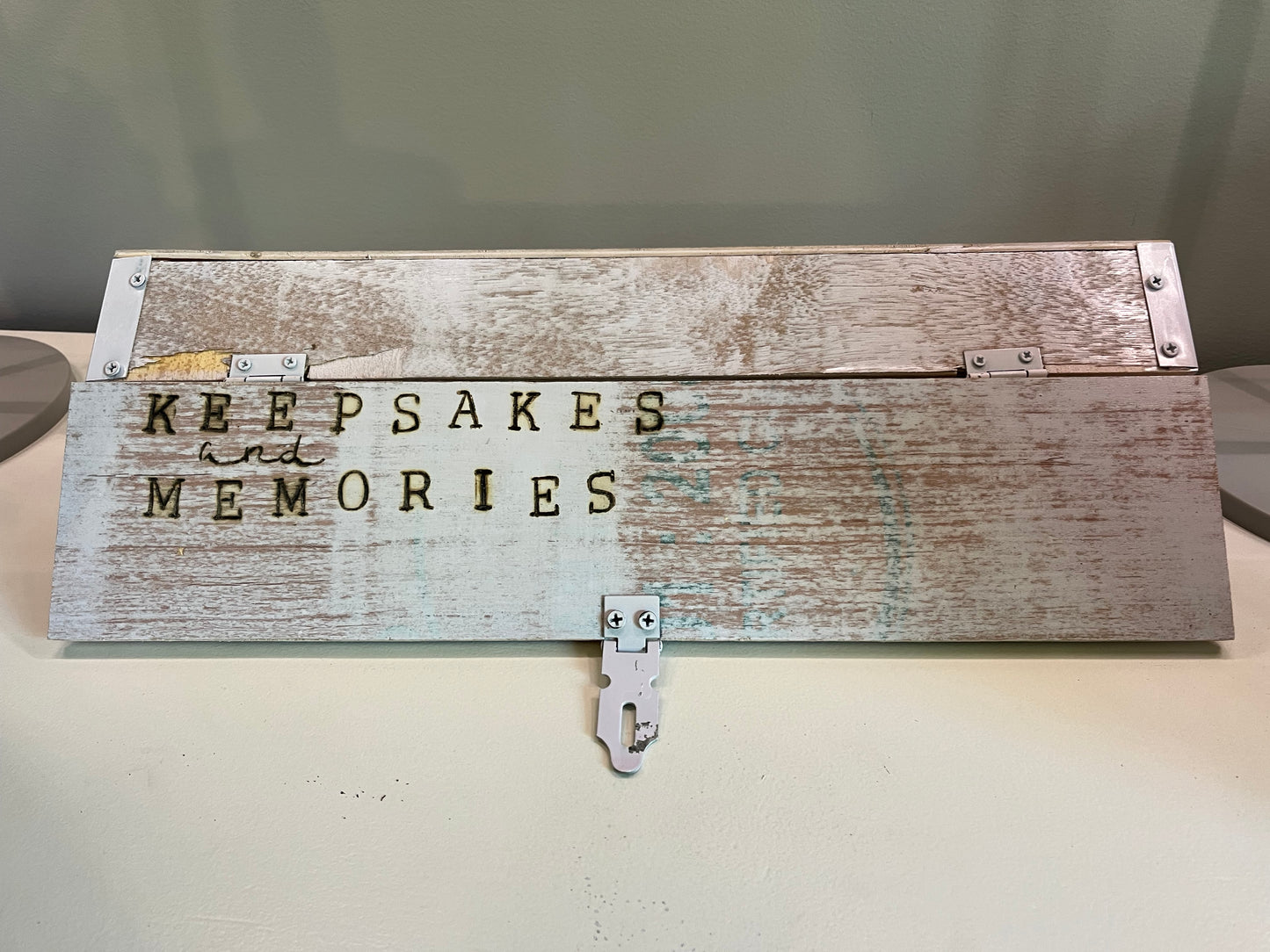 “Keepsakes and Memories” long wood box