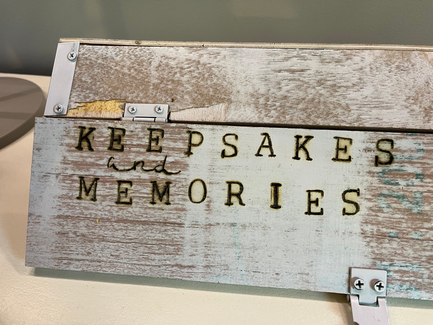 “Keepsakes and Memories” long wood box